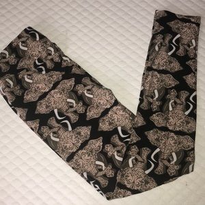 Lularoe OS elephant leggings